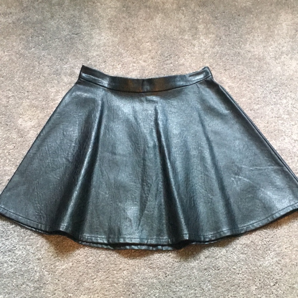 American Eagle leather skirt